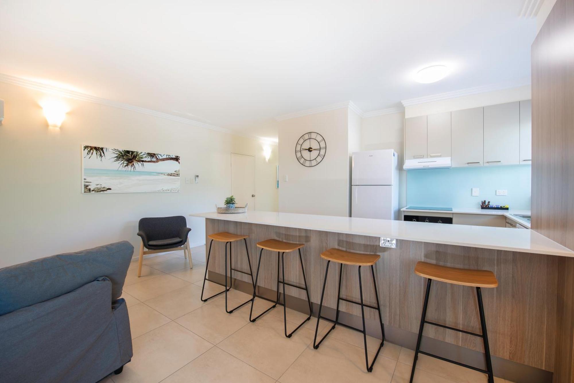Coral Sea Vista Apartments Ерлі-Біч Екстер'єр фото