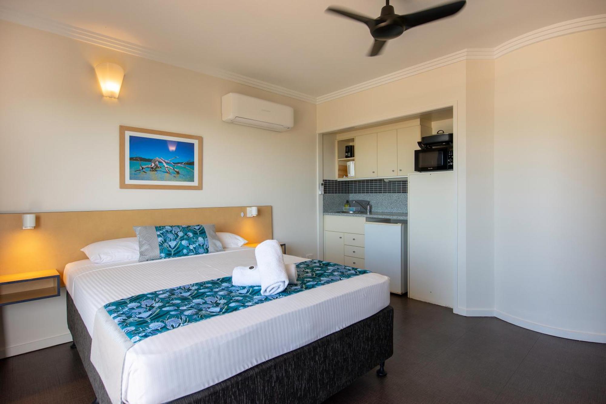 Coral Sea Vista Apartments Ерлі-Біч Екстер'єр фото