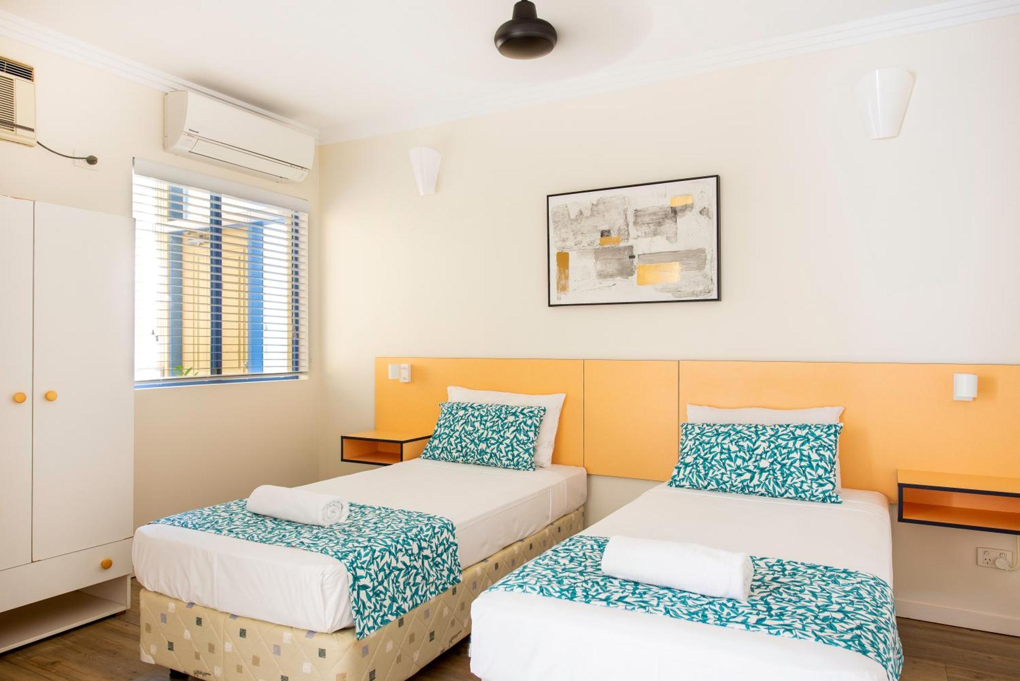 Coral Sea Vista Apartments Ерлі-Біч Екстер'єр фото
